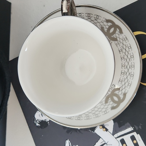 CHANEL Coffee/Tea cup, white/silver - Picture 3 of 6